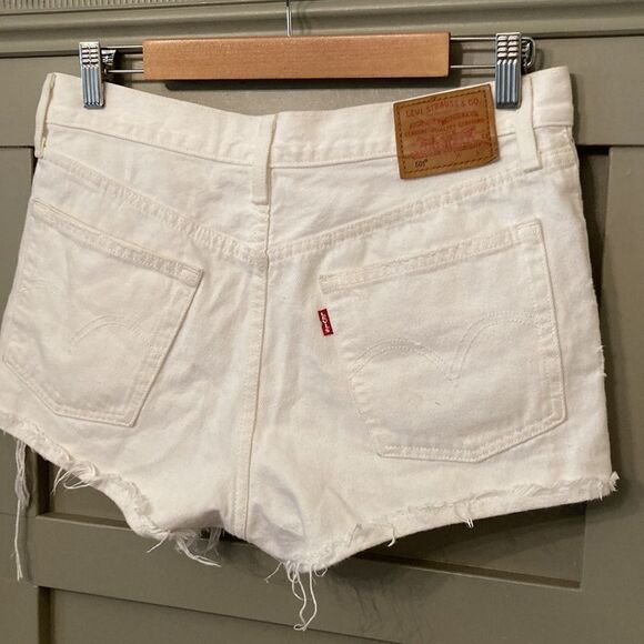 Levi’s 501 high rise denim cutoff shorts white distressed button fly size 29 - Picture 13 of 14